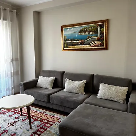 Brajan House Vlorë